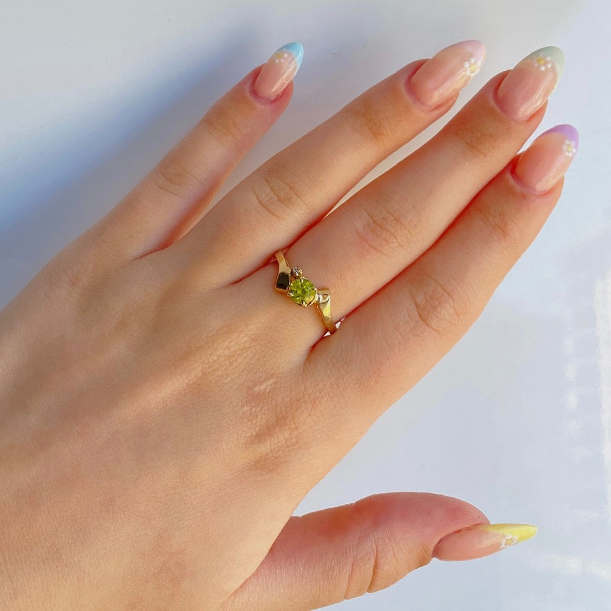 Gold Vermeil Peridot White Sapphire Wave Ring