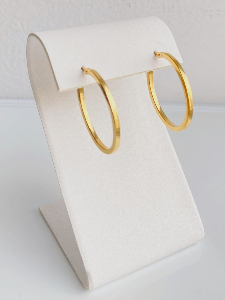 10K Gold Medium Flat Oval Hoops